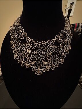 Turkish Zamak Ornate Silver Tone Lacework Collar Necklace - Women Jewelry